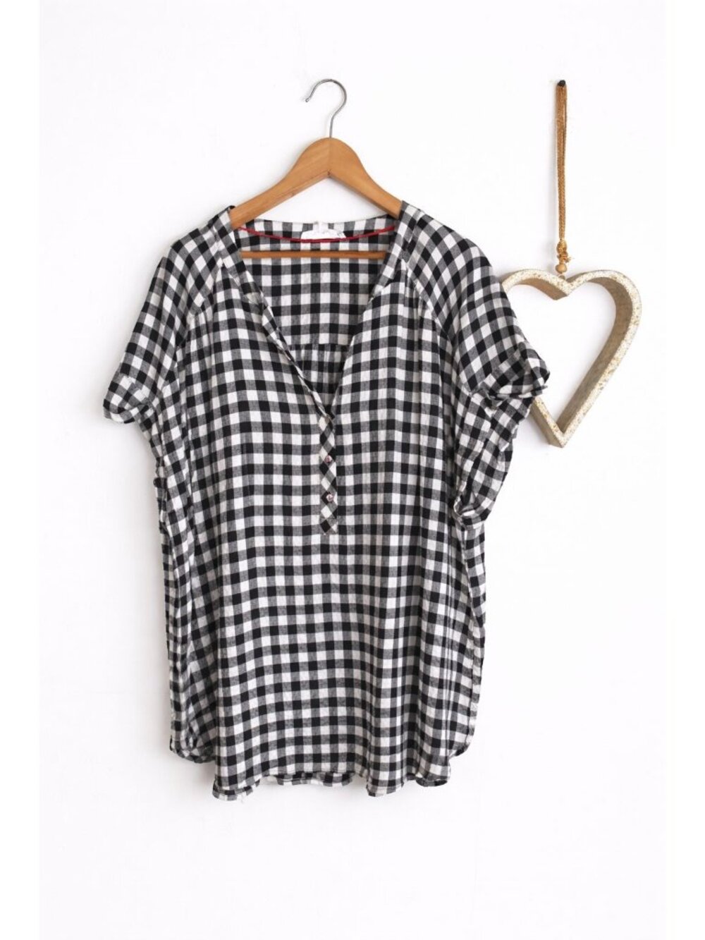 Jane and Delancey Black & White Gingham V-Neck Button Blouse
